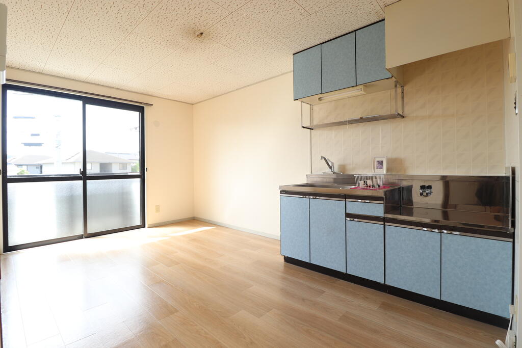 居室・リビング　明るいダイニングが最高です☆