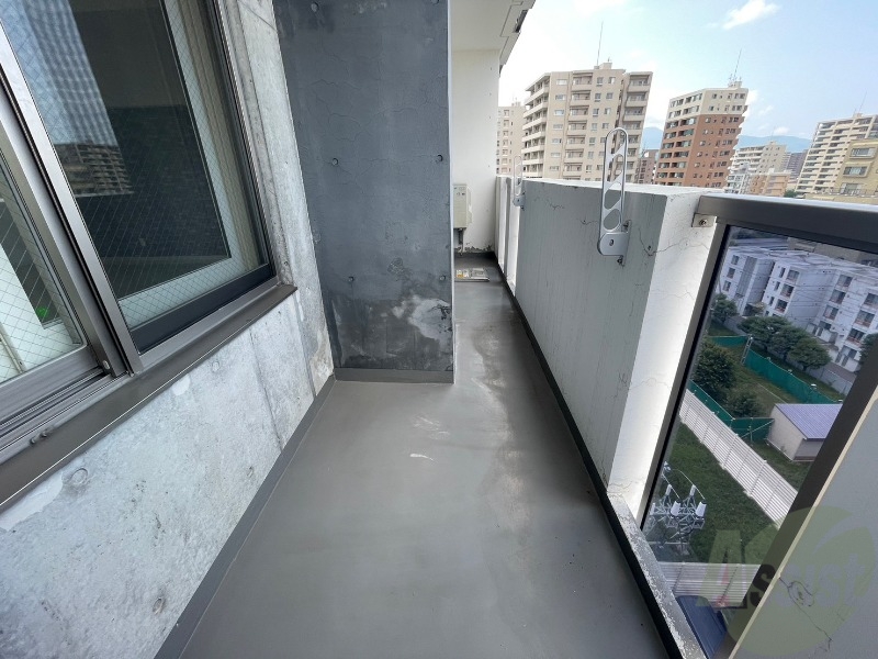 バルコニー　バルコニーです。洗濯物を干したり一息ついたりできますね！