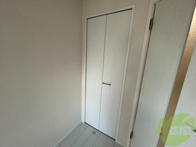 収納　洋室のクローゼット。広さは十分そうです。