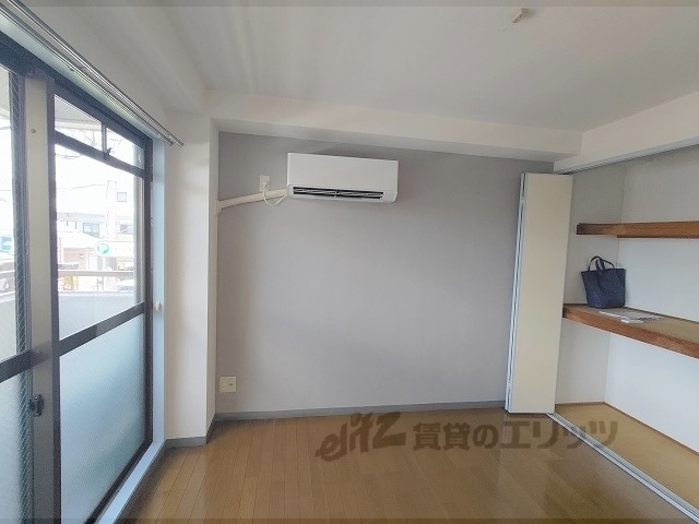 居室・リビング　洋室