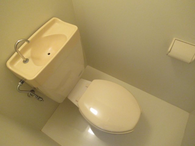 トイレ　サンプルになります。