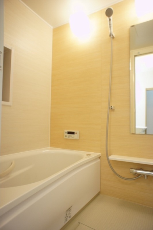 バス・シャワールーム　図面と現状に相違がある場合には現状を優先