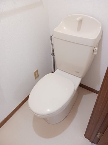 トイレ　ゆったりとした空間のトイレです