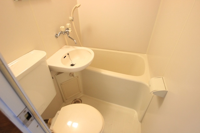 バス・シャワールーム　ユニットバス