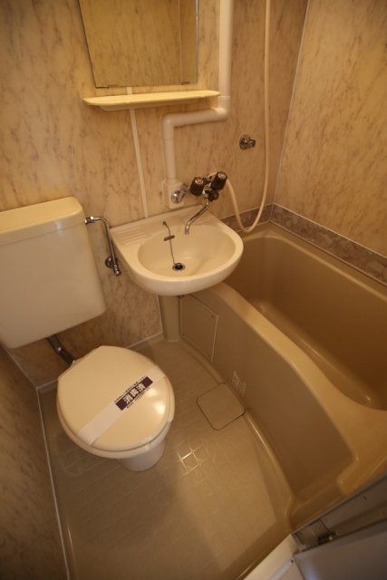 バス・シャワールーム