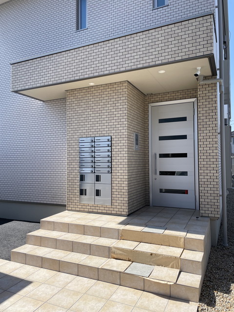 エントランス　オートロック（共用玄関）