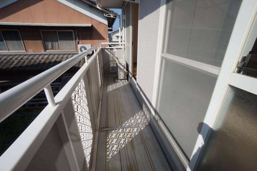 バルコニー　バルコニー