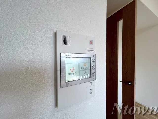 セキュリティ　モニター付きインターフォンです