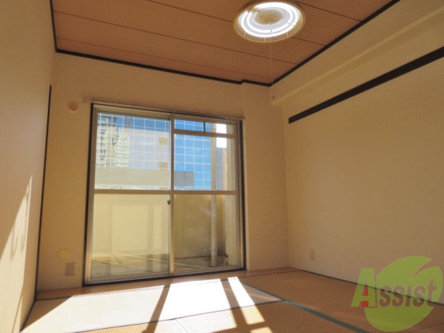 その他部屋・スペース　寝室を撮影しました。お昼寝したくなりますね。