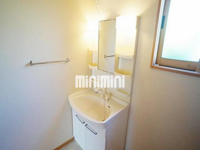 洗面設備　洗面台付きです