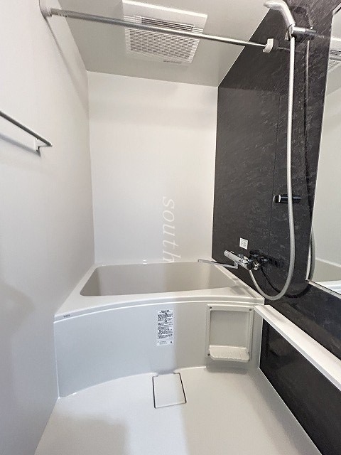 バス・シャワールーム　浴室乾燥機付きのお風呂