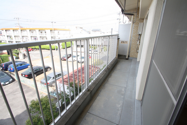 バルコニー　見晴らしの良いバルコニー