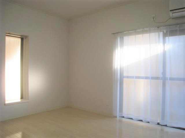 居室・リビング　新築時の写真です。現況を優先させていただきます。