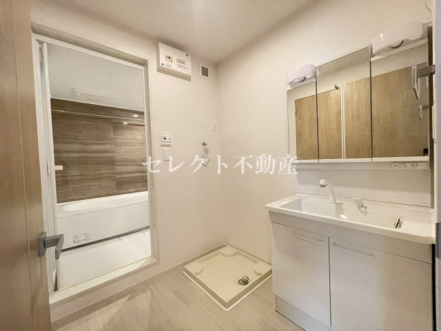 洗面設備　【ベル・シャンス　I】広い洗面スペース