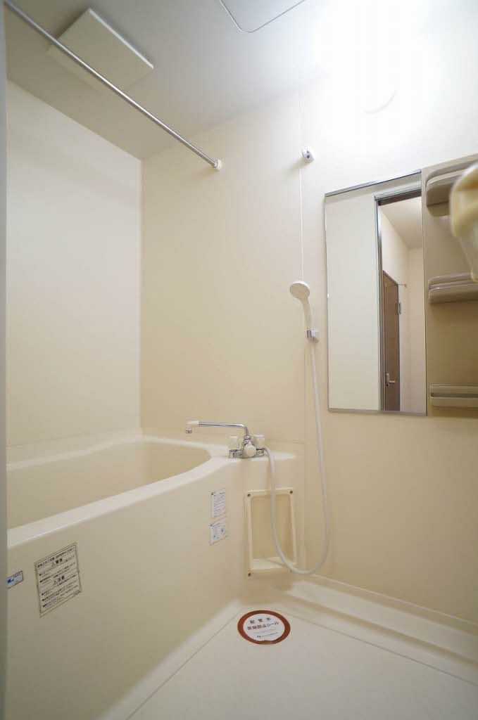 バス・シャワールーム　浴室