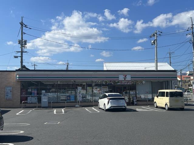 コンビニ　セブン－イレブン岡山小山店（コンビニ）まで456m