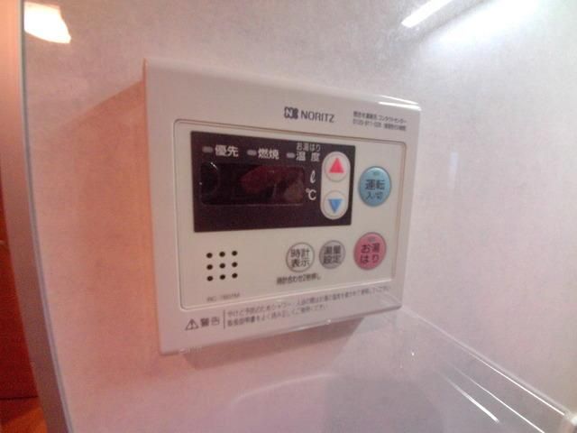 その他設備　給湯リモコン