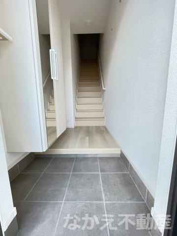 玄関　明るい玄関です