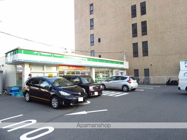 コンビニ　ファミリーマート名駅南四丁目店（コンビニ）まで181m