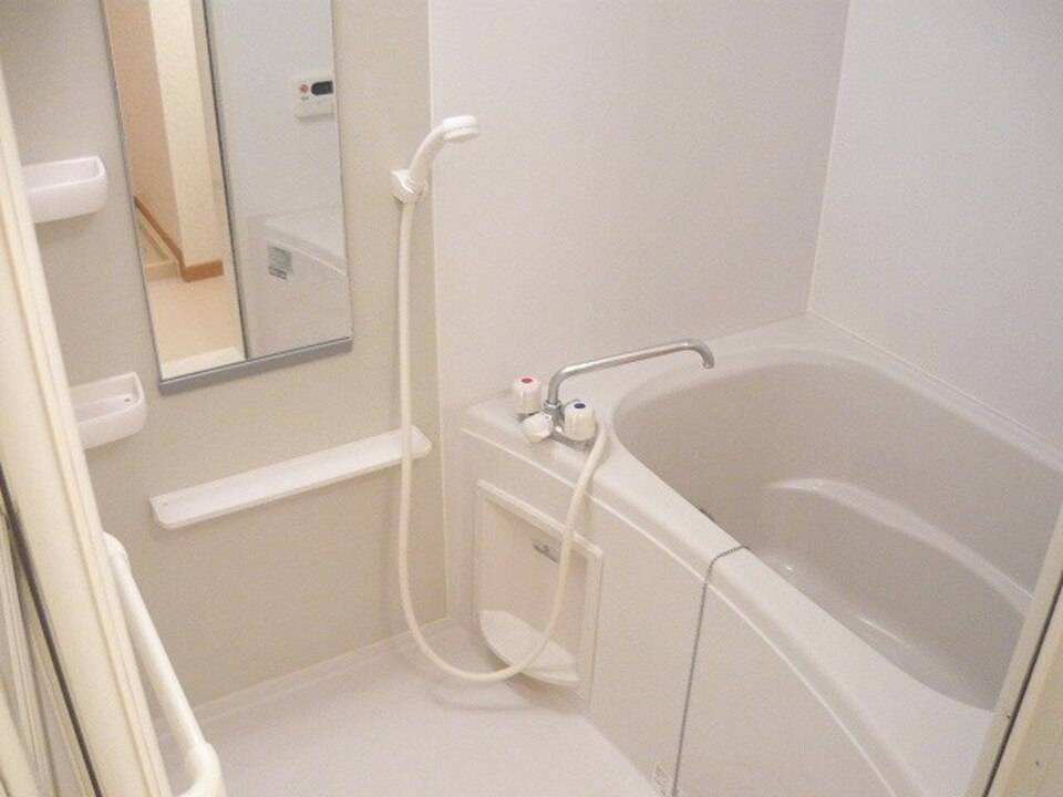 バス・シャワールーム　浴室