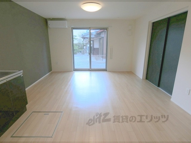 居室・リビング　リビング