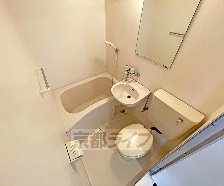 バス・シャワールーム　浴室です。