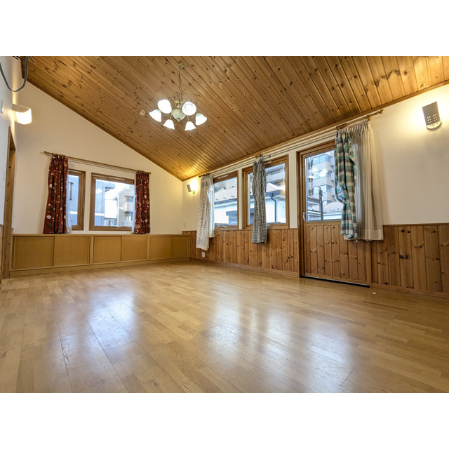 居室・リビング　リビング