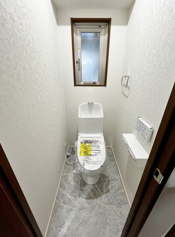 トイレ　★温水洗浄便座★