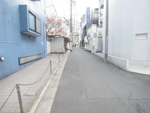 その他　★建物前の道★