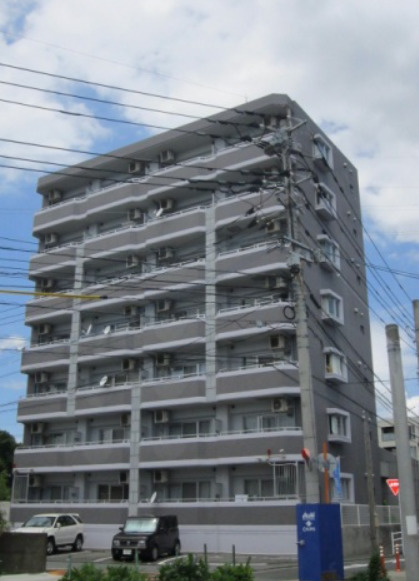 建物外観　落ち着いた雰囲気の外観です