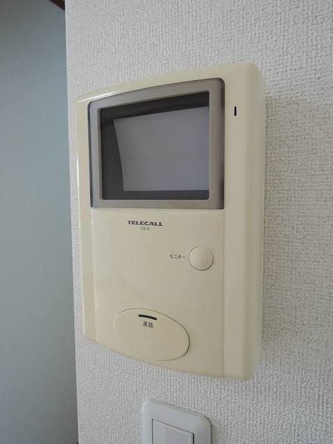 セキュリティ　来訪者の姿を確認できます。