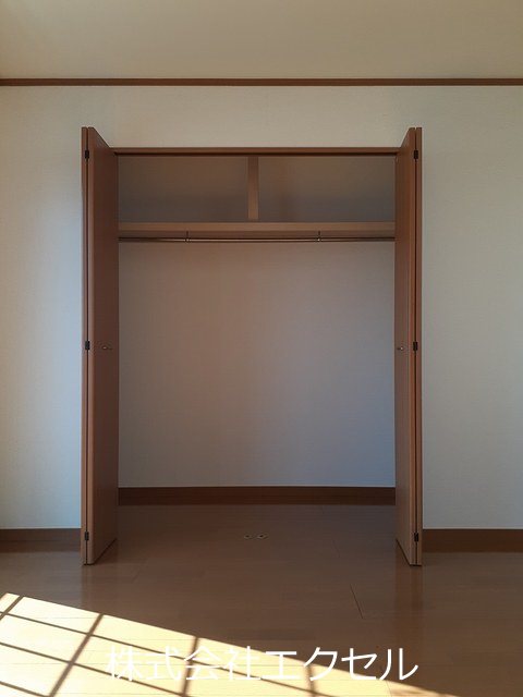 収納　クローゼット付きです。