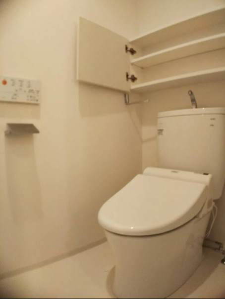 トイレ　※別部屋の参考写真です。