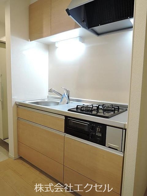 キッチン　嬉しい2口コンロ付きキッチンです。