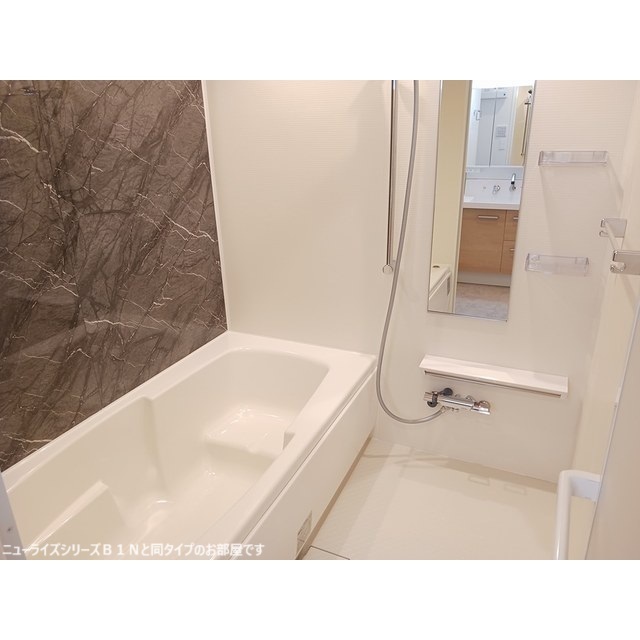 バス・シャワールーム　一坪タイプのバスルーム