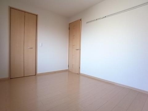 収納　収納（イメージ）