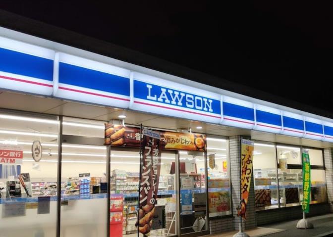 コンビニ　ローソン相模原小町通店（コンビニ）まで721m