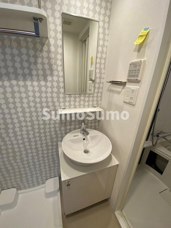 洗面設備　使いやすい洗面所です