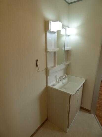 洗面設備　※他部屋参照・現況優先