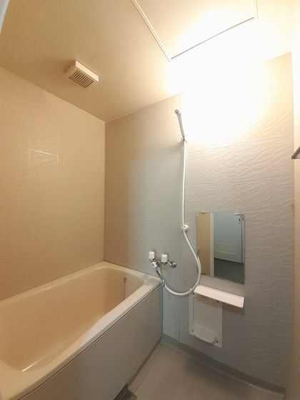 バス・シャワールーム　※他号室の写真です