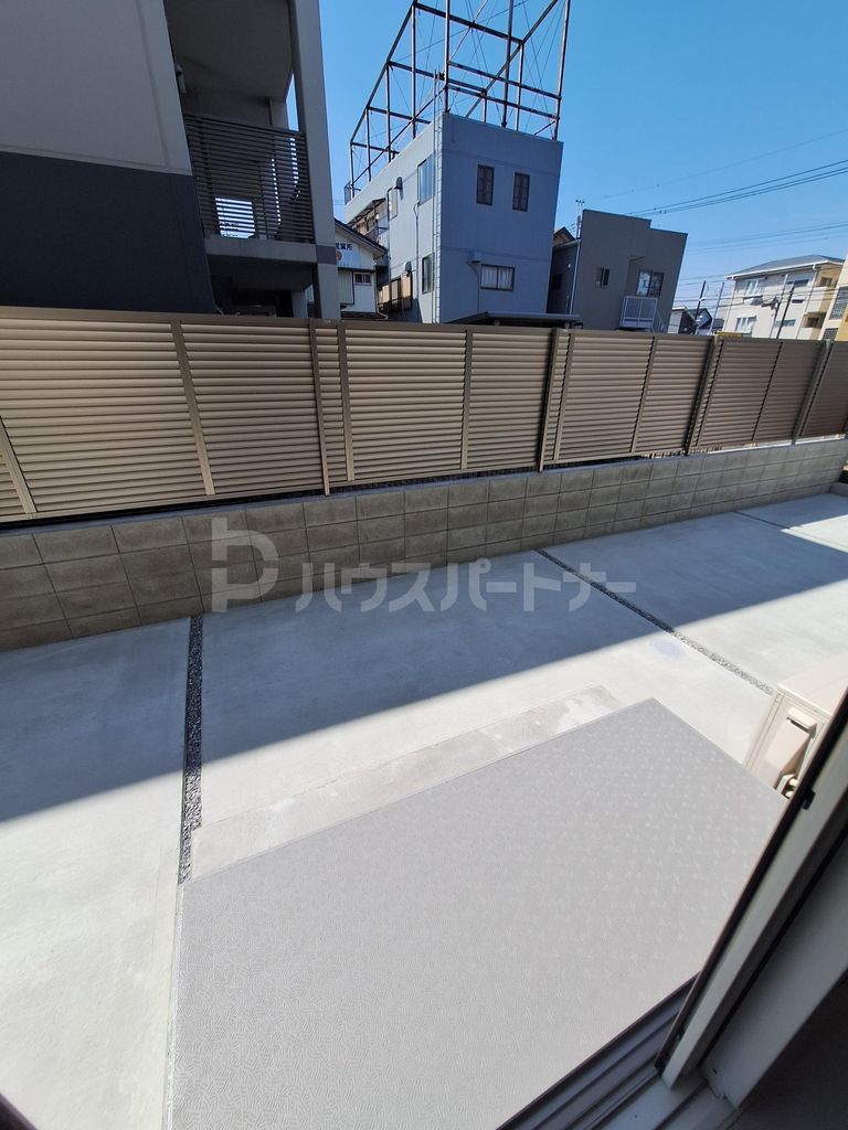 バルコニー　バルコニー