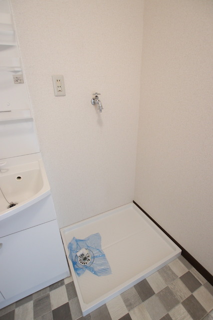 その他設備　※別室参考写真　☆洗濯機用防水パン☆