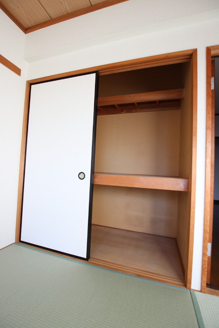 収納　※別室参考写真　和室には収納が付いています♪
