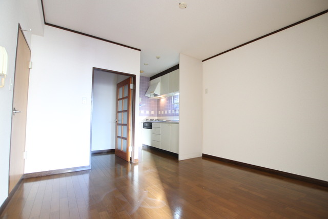 居室・リビング　※別室参考写真　☆８畳のＤＫ☆