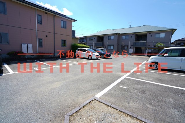 駐車場　駐車スペースもあります