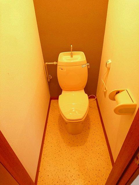 トイレ　トイレ