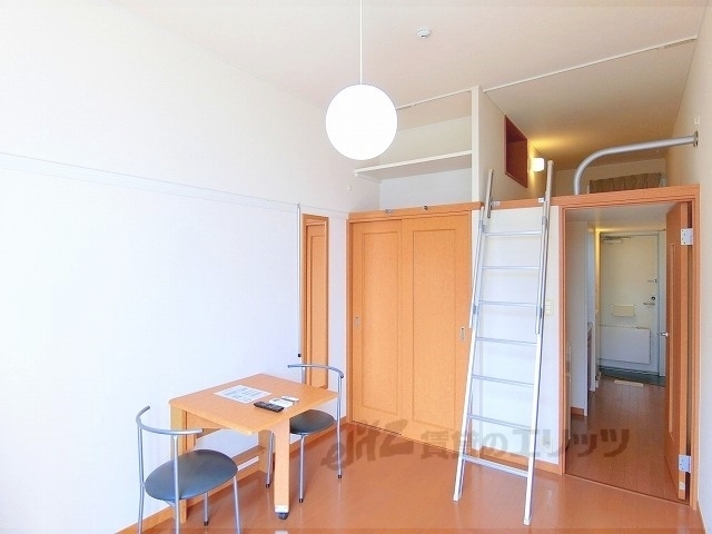 居室・リビング　洋室