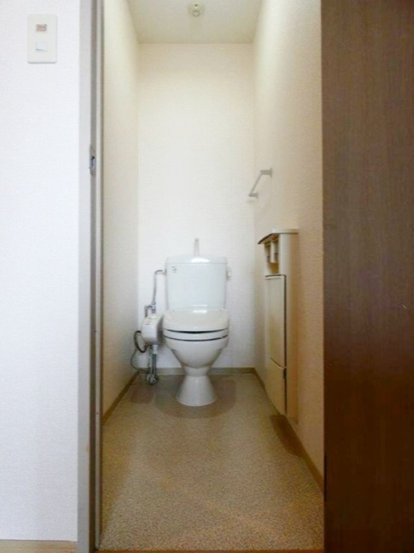 トイレ　図面と現状に相違がある場合には現状を優先