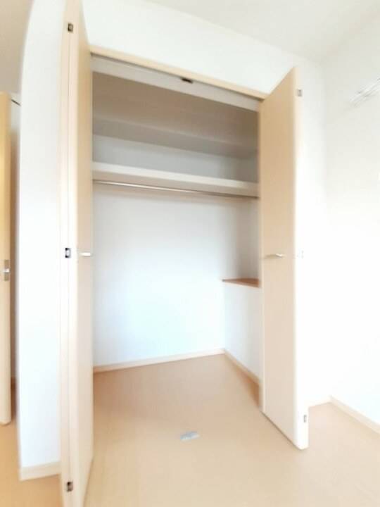 収納　クローゼット