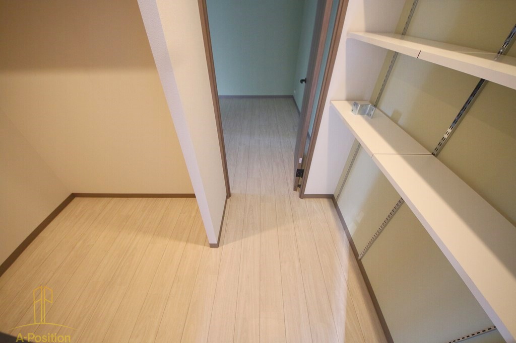 収納　インプルーブ天六